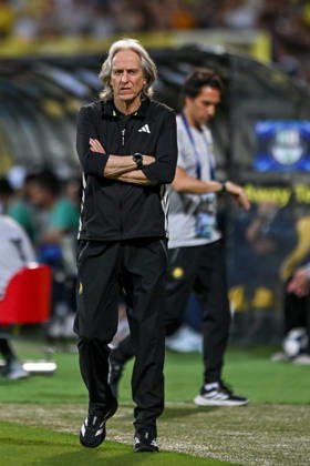 Al Nassr v Al Ahli - Saudi Pro League DUBAI, UAE - APRIL 22: Head coach of Al Nassr Jorge Jesus follows the Saudi Pro League semi-final match between Al Nassr and Al Ahli at Zabeel Stadium in Dubai, United Arab Emirates, on April 22, 2026. Waleed Zein Anadolu Dubai United Arab Emirates. Editorial use only. Please get in touch for any other usage.  Copyright: x2026xAnadoluxWaleedxZeinx
