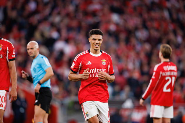 Alexander Bah seen during Liga Portugal game between teams of SL Benfica and Vitoria SC at Estadio Da Luz (Maciej Rogowski Ball Raw Images PT) Lisbon Estadio Da Luz Portugal Copyright: xMaciejxRogowskix maciejrogowski_slbenfica_vitoriasc_2526-201