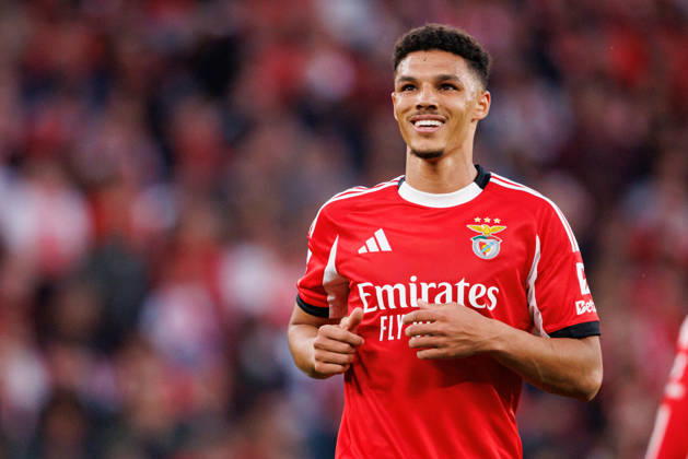 Alexander Bah seen during Liga Portugal game between teams of SL Benfica and Vitoria SC at Estadio Da Luz (Maciej Rogowski Ball Raw Images PT) Lisbon Estadio Da Luz Portugal Copyright: xMaciejxRogowskix maciejrogowski_slbenfica_vitoriasc_2526-204
