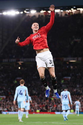 Football - Premier League - Manchester United, ManU v Brentford 27th April 2026 - Premier League - Manchester United v Brentford - Benjamin Sesko of Manchester United celebrates after scoring their 2nd goal - Photo: Simon Stacpoole Offside. Manchester UK Copyright: xSimonxStacpoolexOffside