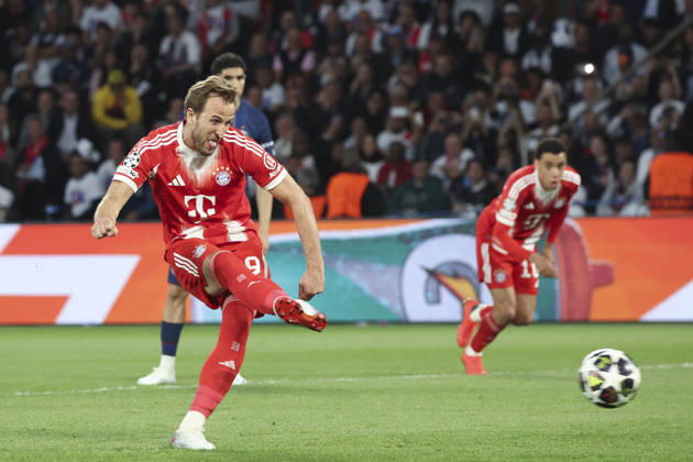 FOOTBALL : Paris Saint Germain Vs Bayern Munich - Ligue des Champions - Demi Finale - 28 04 2026 But de Harry Kane (FC Bayern Munich) sur penalty ParisFrance  Copyright: xMichaelxBaucherx