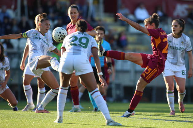 CALCIO - Serie A Femminile - AS Roma vs Ternana Women Valentina Bergamaschi of AS Roma is in action during the Serie A Women Athora Fase a gironi - 20° between A.S. Roma Femminile vs Ternana , 02 May 2026 at the Tre Fontane Stadium, Roma Italy Rome Italy Copyright: xIPAxSport ABACAx