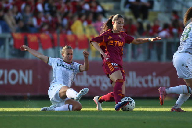 CALCIO - Serie A Femminile - AS Roma vs Ternana Women Giulia Dragoni of AS Roma is in action during the Serie A Women Athora Fase a gironi - 20° between A.S. Roma Femminile vs Ternana , 02 May 2026 at the Tre Fontane Stadium, Roma Italy Rome Italy Copyright: xIPAxSport ABACAx