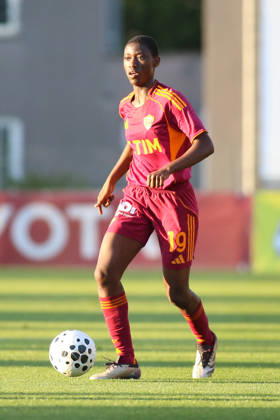 CALCIO - Serie A Femminile - AS Roma vs Ternana Women Shukurat Damilola Oladipo of AS Roma is in action during the Serie A Women Athora Fase a gironi - 20° between A.S. Roma Femminile vs Ternana , 02 May 2026 at the Tre Fontane Stadium, Roma Italy Rome Italy Copyright: xIPAxSport ABACAx