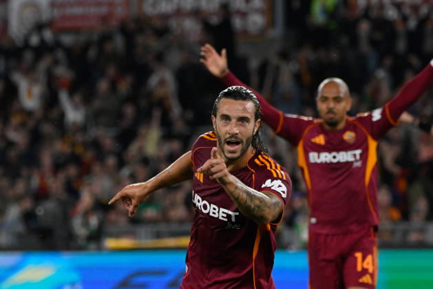 Romaâ??s Mario Hermoso celebrates after scoring the goal 3-0 during the Italian Football Championship League A Enilive 2025 2026 match between AS Roma vs ACF Fiorentina at the Olimpic Stadium in Rome on 05 May 2026. Copyright: xFabrizioxCorradetti IPAxSportx xipa-agency.netx xx IPA_74438454 IPA_Agency_IPA74438454
