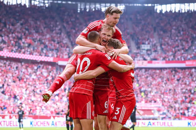 10.05.2026, Fußball, Fortuna Düsseldorf - SV 07 Elversberg, 2. Fußball Bundesliga, Herren, Merkur Spiel-Arena, 33. Spieltag, Saison 2025 2026: Torjubel nach dem Tor zum 1:0 durch Torschütze Marin Ljubicic (Fortuna Düsseldorf 20) zusammen mit Giovanni Haag (Fortuna Düsseldorf 06) Christopher Lenz (Fortuna Düsseldorf 03) Cedric Itten (Fortuna Düsseldorf 13) DFB regulations prohibit any use of photographs as image sequences and or quasi-video. Nordrhein-Westfalen Deutschland