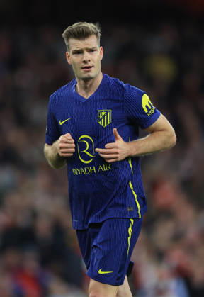 Arsenal FC v Atletico de Madrid - UEFA Champions League 2025 26 Semi Final Second Leg Alexander Sorloth of Atletico Madrid running during the UEFA Champions League 2025 26 Semi Final Second Leg match between Arsenal FC and Atletico de Madrid at Arsenal Stadium on May 5, 2026 in London, England. WARNING! This Photograph May Only Be Used For Newspaper And Or Magazine Editorial Purposes. May Not Be Used For Publications Involving 1 player, 1 Club Or 1 Competition Without Written Authorisation From Football DataCo Ltd. For Any Queries, Please Contact Football DataCo Ltd on +44 (0) 207 864 9121 London Arsenal Stadium England United Kingdom Copyright: xAllstarxPicturexLibraryxLtdx