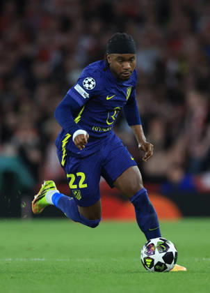 Arsenal FC v Atletico de Madrid - UEFA Champions League 2025 26 Semi Final Second Leg Ademola Lookman of Atletico Madrid on the ball during the UEFA Champions League 2025 26 Semi Final Second Leg match between Arsenal FC and Atletico de Madrid at Arsenal Stadium on May 5, 2026 in London, England. WARNING! This Photograph May Only Be Used For Newspaper And Or Magazine Editorial Purposes. May Not Be Used For Publications Involving 1 player, 1 Club Or 1 Competition Without Written Authorisation From Football DataCo Ltd. For Any Queries, Please Contact Football DataCo Ltd on +44 (0) 207 864 9121 London Arsenal Stadium England United Kingdom Copyright: xAllstarxPicturexLibraryxLtdx