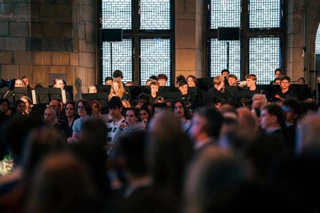 Deutschland, Aachen: Verleihung Jugendkarlspreis im Krönungssaal im Rathaus, Rahmenprogramm Karlspreis 2026 - Auszeichnung an Mario Draghi, Orchester einer Aachener Schule Copyright: xThiemoxRudolphx