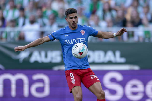 Real Betis V Elche CF - La Liga EA Sports Andre Silva of Elche CF controls the ball during the La Liga EA Sports match between Real Betis and Elche CF at La Cartuja Stadium in Seville, Spain, on May 12, 2026. Seville Spain Copyright: xJosexLuisxContrerasx originalFilename:joseluiscontreras-realbeti260512_npPpv