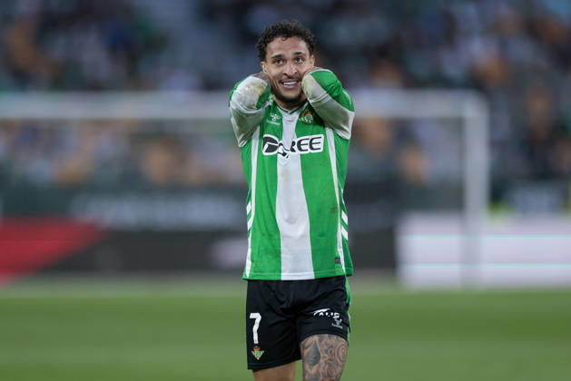 Real Betis V Elche CF - La Liga EA Sports Antony Matheus dos Santos of Real Betis reacts to a missed opportunity during the La Liga EA Sports match between Real Betis and Elche CF at La Cartuja Stadium in Seville, Spain, on May 12, 2026. Seville Spain Copyright: xJosexLuisxContrerasx originalFilename:joseluiscontreras-realbeti260512_npPV2