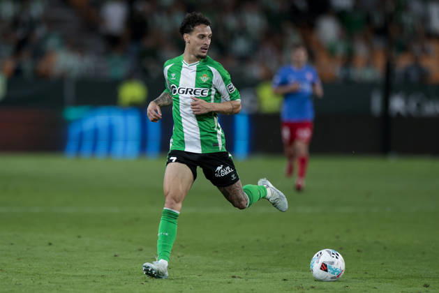 Real Betis V Elche CF - La Liga EA Sports Antony Matheus dos Santos of Real Betis runs with the ball during the La Liga EA Sports match between Real Betis and Elche CF at La Cartuja Stadium in Seville, Spain, on May 12, 2026. Seville Spain Copyright: xJosexLuisxContrerasx originalFilename:joseluiscontreras-realbeti260512_npMZs