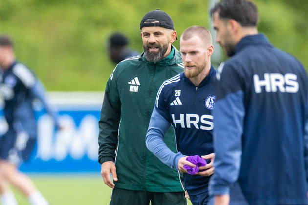 14.05.2026, Fussball, Training des FC Schalke 04. Trainer Miron Muslic (FC Schalke 04). Gelsenkirchen Trainingsgelände FC Schalke 04 NRW Deutschland xRHR-FOTO YYx Copyright: RHR-FOTOx RHR-FOTO YY