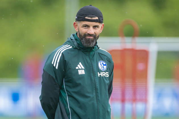 14.05.2026, Fussball, Training des FC Schalke 04. Trainer Miron Muslic (FC Schalke 04). Gelsenkirchen Trainingsgelände FC Schalke 04 NRW Deutschland xRHR-FOTO YYx Copyright: RHR-FOTOx RHR-FOTO YY