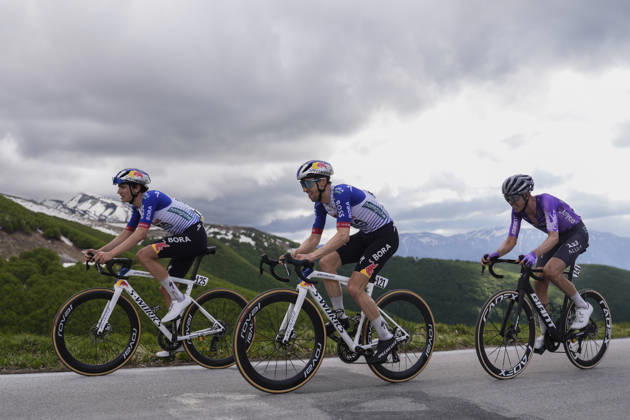Italy™s Giulio Pellizzari of Red Bull - Bora - Hansgrohe, Australia™s Jai Hindley of Red Bull - Bora - Hansgrohe, Australia™s Ben O™Connor of Team Jayco Alula during Stage 7 of the Giro d™Italia, from Formia to Blockhaus, Italy, Friday, May 15, 2026. Copyright: xFabioxFerrari LaPressex