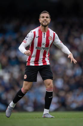 Manchester City v Brentford - Premier League MANCHESTER, ENGLAND - MAY 9: Jordan Henderson of Brentford during the Premier League match between Manchester City and Brentford at Etihad Stadium on May 9, 2026 in Manchester, England. Jordan Henderson Manchester Etihad Stadium England United Kingdom Copyright: xVisionhausx 776340714
