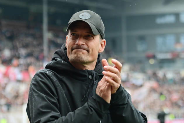 GER; 1. FBL, FC St. Pauli vs VfL Wolfsburg 16.05.2026, GER; 1. FBL, FC St. Pauli vs VfL Wolfsburg im Bild Trainer Alexander Blessin (Pauli 25_26)