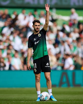 Racing Santander v Real Valladolid - LaLiga Hypermotion Andres Martin of Real Racing Club de Santander reacts prior to the LaLiga Hypermotion match between Racing Santander and Real Valladolid at Campos de de El Sardinero on May 16, 2026, in Santander, Spain. Santander Campos de Sport de El Sardinero Santander Spain RL_RCGSvRVALL_000017 Copyright: xRicardoxLarreinax
