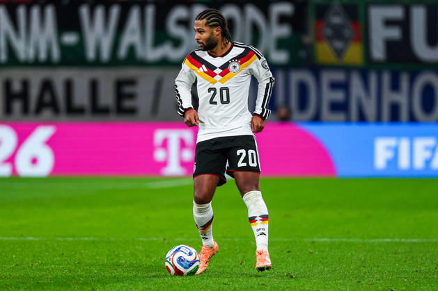 UEFA European Qualifiers - WM Qualifikation - 25 26 - Deutschland - Slowakei am 17.11.2025 in der Red Bull Arena in Leipzig Serge Gnabry (Deutschland 20) am Ball