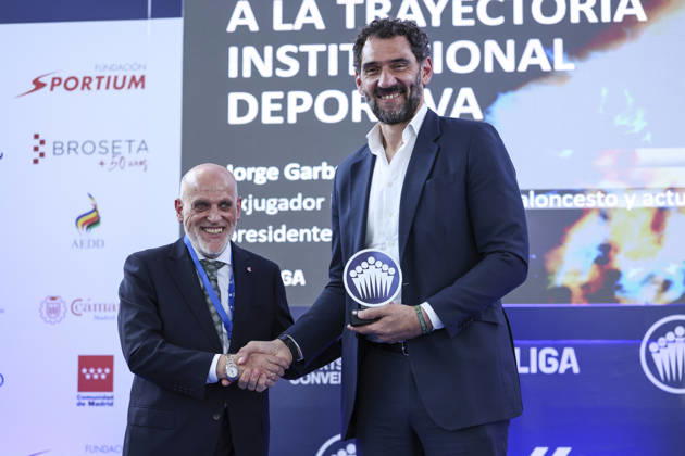 May 21, 2026, Madrid, Madrid, Spain: Jorge Garbajosa, executive and former basketball player, receives the Institutional Sports Career Achievement Award from Javier Tebas, President of LaLiga, during the 2026 ISC Awards Ceremony, which took place.at the ISDE Sports Convention, held at the Official College of Architects of Madrid on May 21, 2026, in Madrid, Spain. Madrid Spain - ZUMAa181 20260521_zaa_a181_053 Copyright: xIrinaxR.xHipolitox