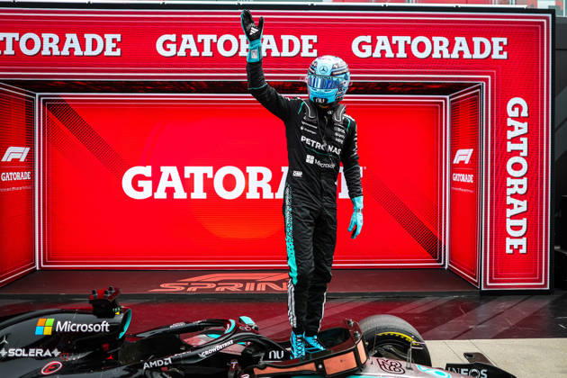 Sport Bilder des Tages F1 - CANADIAN GRAND PRIX 2026 RUSSELL George (gbr), Mercedes AMG F1 Team W17, portrait, celebrating his sprint win during the Formula 1 Grand Prix du Canada 2026, 5th round of the 2026 Formula One World Championship, WM, Weltmeisterschaft from May 22 to 24, 2026 on the Circuit Gilles Villeneuve, in MontrÃ al, Canada - MontrÃ alCanada  Copyright: xDPPIx