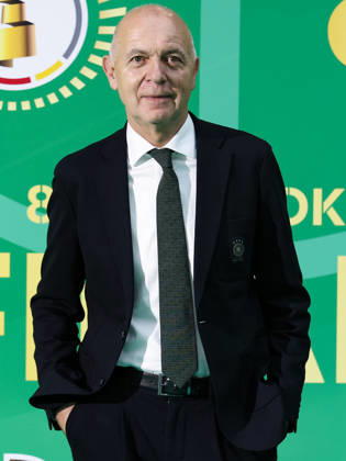 DFB Pokalfinale - FC Bayern München - VfB Stuttgart am 23.05.2026 im Olympiastadion in Berlin Bernd Neuendorf, Präsident des Deutschen Fußball-Bundes (DFB) auf dem grünen Teppich.