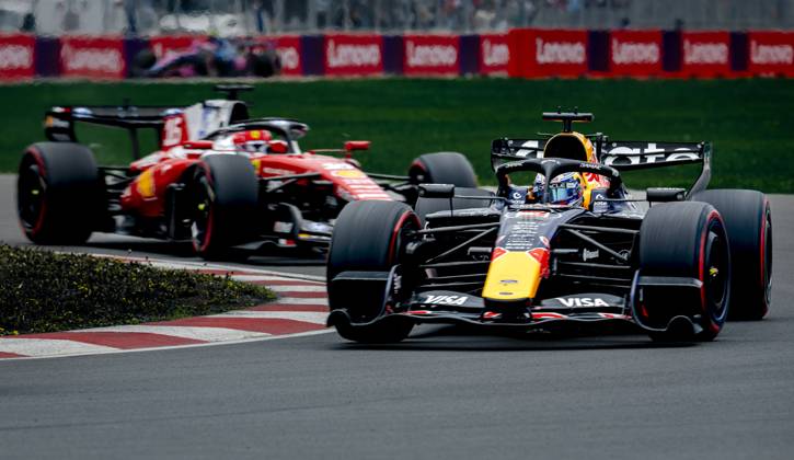 MONTREAL - Formula 1 driver Max Verstappen of Oracle Red Bull Racing in a battle with Formula 1 driver Lewis Hamilton of Scuderia Ferrari HP during the Formula 1 Canada Race at the Circuit Gilles Villeneuve on May 24, 2026 in Montreal, Canada. (Photo by DeFodi Images) -