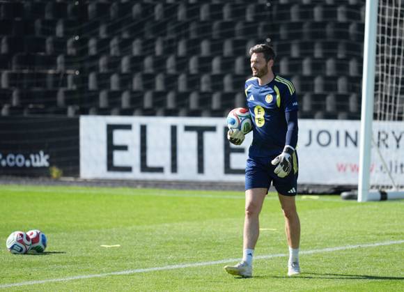 Scotland goalkeeper Craig Gordon during a training session on a hot afternoon at Lesser Hampden. Scotland Team Training, Football, Hampden Park, Glasgow, Scotland, UK - 26 May 2026Glasgow Hampden Park United Kingdom EDITORIAL USE ONLY No use with unauthorised audio, video, data, fixture lists, club league logos or live services. Online in-match use limited to 120 images, no video emulation. No use in betting, games or single club league player publications. Copyright: xStuartxWallace Shutterstockx 16898315af