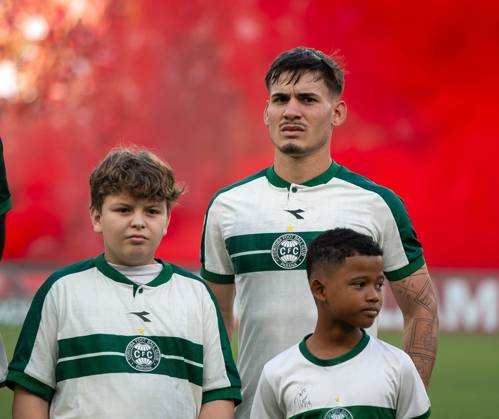 RECORD DATE NOT STATED Flamengo and Coritiba, for the 18th round of the Brazilian championship. Rio de Janeiro (RJ) 05 30 2026 - Flamengo Coritiba Brasilerao Maracana - Lavega, Coritiba player, in the match between Flamengo and Coritiba, for the 18th round of the Brazilian championship, on the afternoon of this Saturday (30), at the Maracana stadium, in Rio de Janeiro.(Foto: Lucas Simonin Gomes Thenews2 imago images) SPO Copyright: xLucasxSimoninxGomesx