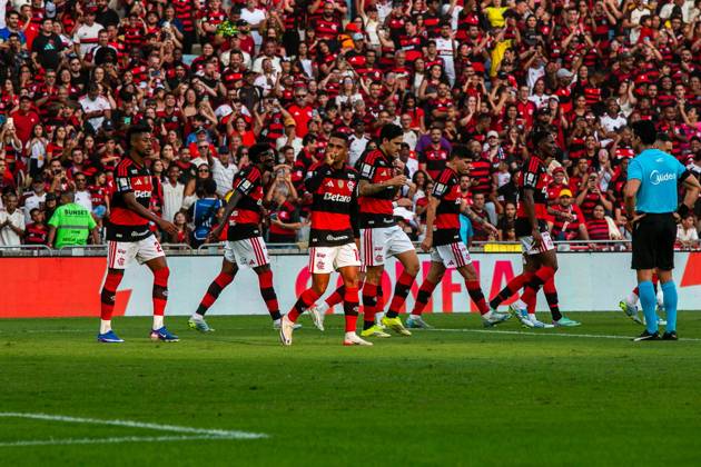 RECORD DATE NOT STATED Flamengo and Coritiba, for the 18th round of the Brazilian championship. Rio de Janeiro (RJ) 05 30 2026 - Flamengo Coritiba Brasilerao Maracana - Samuel Lino, Flamengo player, celebrating the team s first goal, in the match between Flamengo and Coritiba, for the 18th round of the Brazilian championship, on the afternoon of this Saturday (30), at the Maracana stadium, in Rio de Janeiro.(Foto: Lucas Simonin Gomes Thenews2 imago images) SPO Copyright: xLucasxSimoninxGomesx