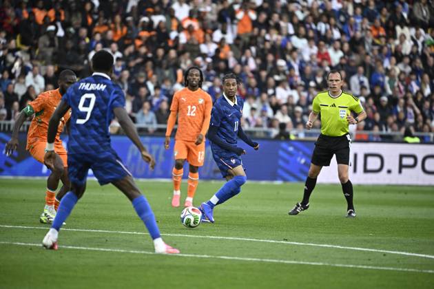 olise (michael) FOOT PREPARATION COUPE DU MONDE 2026 2026 FRANCE-COTE D IVOIRE (1-2) STADE DE LA BEAUJOIRE NANTES FRANCE 04 06 2026 MANTEY STEPHANE thuram (marcus) L (05 06 2026) NANTES STADE DE LA BEAUJOIRE France GermanyxJapanxUKxFrancexBelgiumxOUT Copyright: xMANTEYxSTEPHANEx
