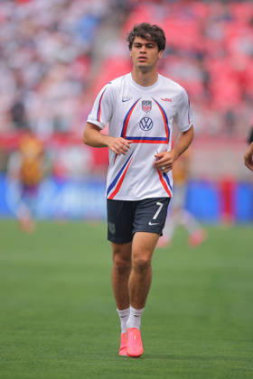 CHICAGO, IL - JUNE 06: Giovanni Reyna 7 of the United States prior to a friendly match between Germany on June 6, 2026 at Soldier Field in Chicago, Illinois. (Photo by Melissa Tamez Icon Sportswire) SOCCER: JUN 06 USA vs Germany EDITORIAL USE ONLY Icon260606098