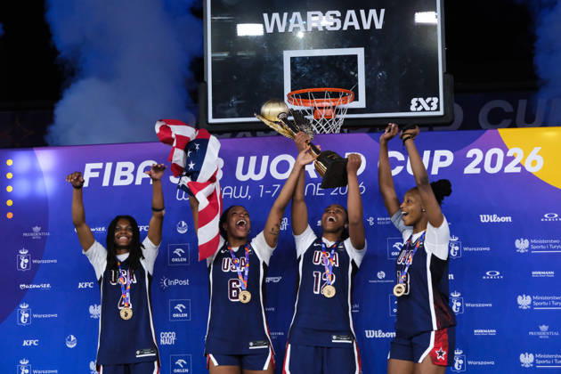 June 7, 2026, Warsaw, Masovian Voivodeship, Poland: USA s MILAYSIA FULWILEY (4), MIKAYLAH WILLIAMS (12), SAHARA WILLIAMS (6), and JOYCE EDWARDS (13) celebrate with their women s 1st place medals and the world champions trophy during the prize ceremony at the conclusion of the 2026 FIBA 3x3 Basketball World Cup in Warsaw, Poland. Basketball 2026: FIBA 3x3 World Cup Prize Ceremony  - ZUMAk204 20260607_zip_k204_085 Copyright: xRomanxKozielx