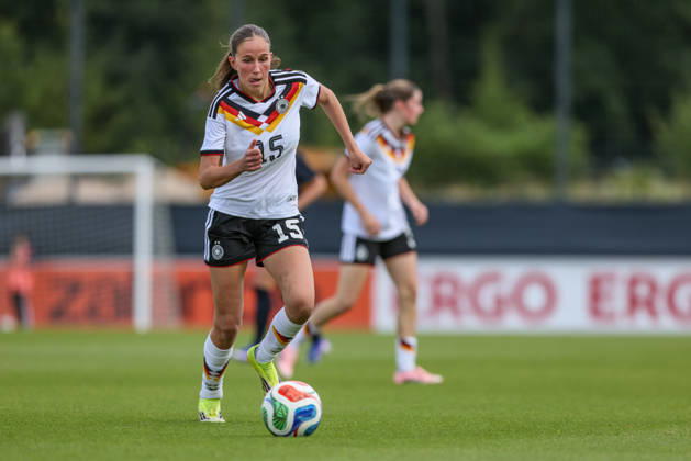 GER, Frankfurt, Deutschland U19 vs USA U19 Freundschaftsspiel, Fussball, DFB, Spielzeit 2025 2026, DFB-Campus, zweites Spiel im Bild: Maj Schneider (Deutschland U19 Frauen 15) DFB DFL REGULATIONS PROHIBIT ANY USE OF PHOTOGRAPHS AS IMAGE SEQUENCES AND OR QUASI-VIDEO, 09.06.2026 Copyright: HMBxMedia HendrikxHamelau
