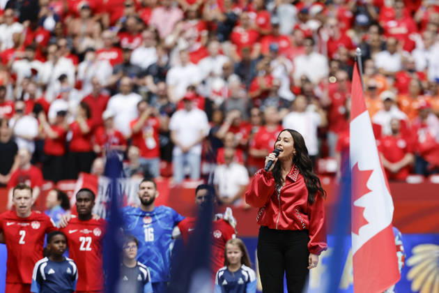 Canadian singer Alanis Morissette performs at the opening ceremony of the 2026 FIFA World Cup, WM, Weltmeisterschaft, Fussball at BMO Field in Toronto,Canada, 12 June 2026. Fifa World Cup 2026 - Group B - Canada vs Bosnia and Herzegovina ACHTUNG: NUR REDAKTIONELLE NUTZUNG  Copyright: xBienvenidoxVelascox GR5259 20260612-55020581236_1 Fifa World Cup 2026 - Group B - Canada vs Bosnia and Herzegovina !ACHTUNG: NUR REDAKTIONELLE NUTZUNG!  Copyright: xIMAGO BienvenidoxVelascox imago images 0859027950 0859027950st
