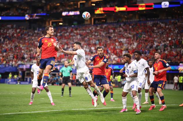 Spain v Cabo Verde: Group H - FIFA World Cup, WM, Weltmeisterschaft, Fussball 2026 Mikel Oyarzabal of Spain heads a corner after the FIFA World Cup Group H match between Spain and Cape Verde at the Mercedes-Benz Stadium in Atlanta, United States, on June 15, 2026. Atlanta Georgia United States  Copyright: xMIxNewsx originalFilename:fletcher-spainvsc260615_npt8V.jpg