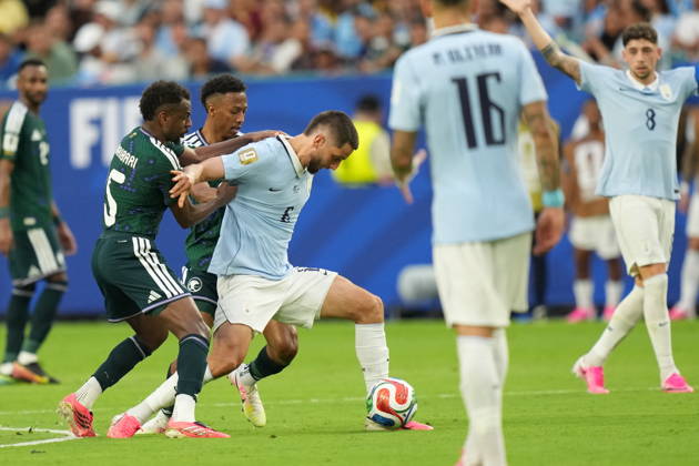 Saudi Arabia v Uruguay - FIFA World Cup, WM, Weltmeisterschaft, Fussball 2026 - Group H FLORIDA, USA - JUNE 15: Rodrigo Bentancur (6) of Uruguay in action during the 2026 FIFA World Cup First Stage Group H match between Saudi Arabia and Uruguay at Hard Rock Stadium (Miami Stadium) in Miami Gardens, Florida, United States on June 15, 2026. Evrim Aydin Anadolu Florida United States. Editorial use only. Please get in touch for any other usage.  Copyright: x2026xAnadoluxEvrimxAydinx