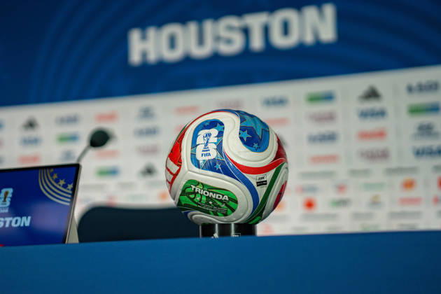 FIFA Fussball Weltmeisterschaft 2026, Gruppe K, Spiel 1, Portugal vs. DR Kongo, 17.06.2026 im NRG Stadium in Houton, Texas Pressekonferenz mit Bruno Fernandes und Roberto Martinez, Trionda Ball Copyright: xBahhoxKarax