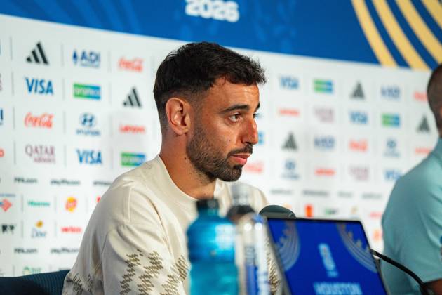 FIFA Fussball Weltmeisterschaft 2026, Gruppe K, Spiel 1, Portugal vs. DR Kongo, 16.06.2026 im NRG Stadium in Houton, Texas Pressekonferenz mit Bruno Fernandes und Roberto Martinez, Trionda Ball Copyright: xBahhoxKarax