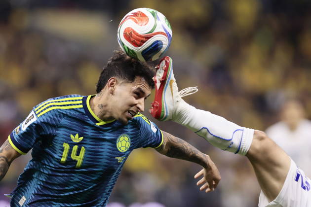 FIFA World Cup, WM, Weltmeisterschaft, Fussball 2026 - Group K - Uzbekistan vs Colombia Abbosbek Fayzullaev (R) of Uzbekistan vies for the ball with Gustavo Puerta (L) of Colombia during the 2026 FIFA World Cup Group K match between Uzbekistan and Colombia at Azteca Stadium in Mexico City, Mexico, 17 June 2026. Mexico City Mexico  Copyright: xJOSExMENDEZx