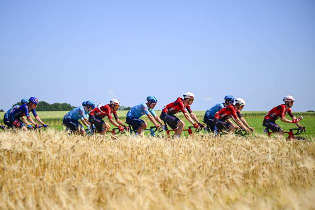Baloise Belgium Tour 2026 Stage 4 AARSCHOT, BELGIUM - JUNE 20 : De Buyst Jasper (BEL) of Lotto Intermarche, Berckmoes Jenno (BEL) of Lotto Intermarche, Giddings Joshua (GBR) of Lotto Intermarche, Van Der Hoorn Taco (NED) of Lotto Intermarche in action during stage 4 of the 95th edition of Baloise Tour of Belgium an UCI ProSeries 2.Pro cycling road race stage for Men Elite of 183.5 km with start in Begijnendijk and finish in Aarschot on June 20, 2026 in Aarschot, Belgium, 20 06 2026 ( Motordriver Stephan Boone - Aarschot Belgium  Copyright: xTomasxSiskx