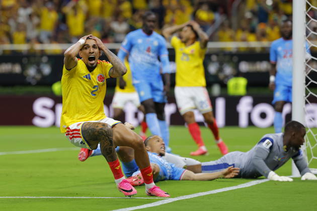 FIFA World Cup, WM, Weltmeisterschaft, Fussball 2026 - Group K - Colombia vs DR Congo Daniel Munoz of Colombia reacts during the FIFA World Cup 2026 Group K soccer match between Colombia and DR Congo in Guadalajara, Mexico, 23 June 2026. GUADALAJARA Mexico  Copyright: xFRANCISCOxGUASCOx