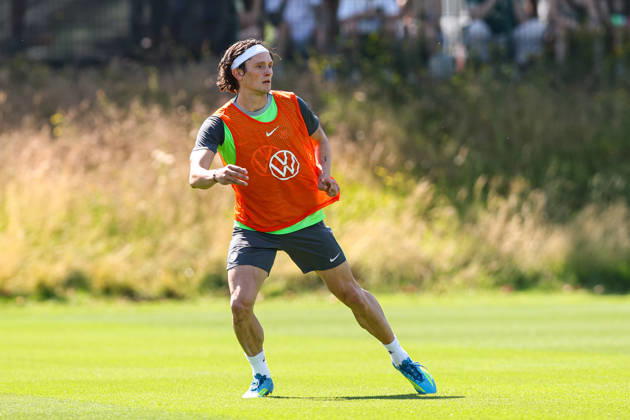 Fabian Reese (VfL Wolfsburg) - 2. Fussball Bundesliga Saison 2026-2027 Trainingsauftakt VfL Wolfsburg am VfL Center in Wolfsburg - Fussball,Deutschland,Mann,Männer,24.06.2026