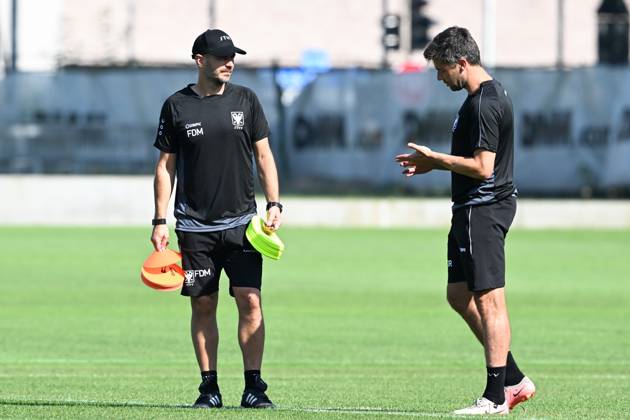 STVV s head coach Frederic De Meyer pictured during a training session of Belgian first division soccer team STVV, on Thursday 25 June 2026 in Sint-Truiden, in preparation of the upcoming 2026-2027 Belgian first division soccer season. JILLxDELSAUX x179221391x