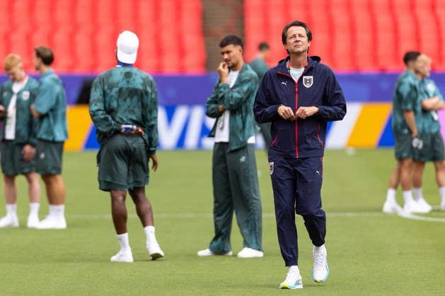 SOCCER - FIFA World Cup, WM, Weltmeisterschaft, Fussball 2026 KANSAS CITY,MISSOURI,USA,26.JUN.26 - SOCCER - FIFA World Cup 2026, group stage, Algeria vs Austria, preview, pitch walk team AUT. Image shows sporting director Peter Schoettel (OEFB). GEPAxpictures xArminxRauthner