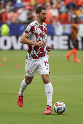 KANSAS CITY, MO - JUNE 25: Rani Khedira 13 of Tunisia before the FIFA World Cup, WM, Weltmeisterschaft, Fussball 2026 Group F match between Tunisia and Netherlands on June 25, 2026 at Kansas City Stadium in Kansas City, MO. (Photo by Scott Winters Icon Sportswire) SOCCER: JUN 25 FIFA World Cup 26 Group F - Tunisia vs Netherlands EDITORIAL USE ONLY Icon2606251144