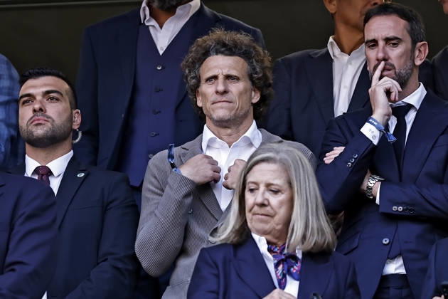 June 26, 2026, Guadalajara, Jalisco, Mexico: Former Uruguayan player Diego Forlan looks on the match between Uruguay and Spain for the 3st round of the group H of the FIFA World Cup, WM, Weltmeisterschaft, Fussball 2026, at Guadalajara Stadium, in Guadalajara, Mexico on June 26, 2026. Photo: DiaEsportivo Guadalajara Mexico - ZUMAh208 20260626_zsp_h208_058 Copyright: xHeulerxAndreyx
