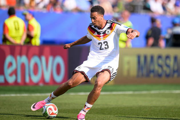 Fußball, WM 2026, 20260629, Deutschland - Paraguay. Im Bild Felix NMECHA (Deutschland, 23) Pass Zuspiel Ball Portrait Ganzkörper ganze volle Figur. Foxborough Boston-Stadion Massachusetts Vereinigte Staaten von Amerika Copyright: Passion2Press MarkusxFischerx