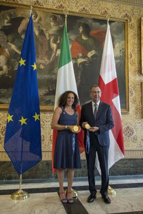 Conferimento dell™Ambrogino d™oro alla campionessa di sci Federica Brignone Nella foto da sinistra verso destra Federica Brignone, Beppe Sala Sindaco di Milano Milano - Italia - Cronaca MercoledÃ¬, 01 Luglio, 2026 (Foto di Marco Ottico Lapresse) Awarding of the Ambrogino d™oro to the ski champion of Milanese origin Federica Brignone Milan - Italy - News Wednesday, 01 July, 2026  Copyright: xMarcoxOttico LaPressex