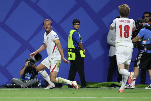 England v Congo DR: Round Of 32 - FIFA World Cup, WM, Weltmeisterschaft, Fussball 2026 Harry Kane of England and Anthony Gordon of England celebrate 2nd goal during the FIFA World Cup 2026 Round Of 32 match between England and Congo DR at Atlanta Stadium on July 1, 2026 in Atlanta, United States. Atlanta Atlanta Stadium GA United States Copyright: xAllstarxPicturexLibraryxLtdx